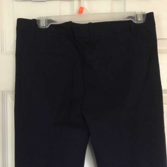 New Cropped Pants - Picture 3 of 9